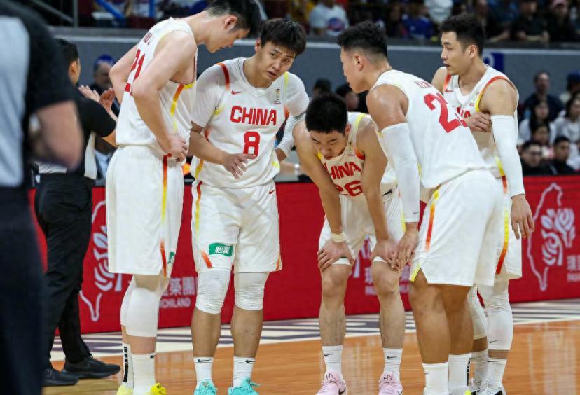 登录入口-郭士强拿出杀手锏，男篮却诞生2个隐患！2人低迷或彻底告别国家队